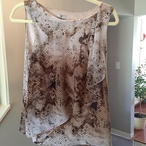 Sleeveless tank blouse